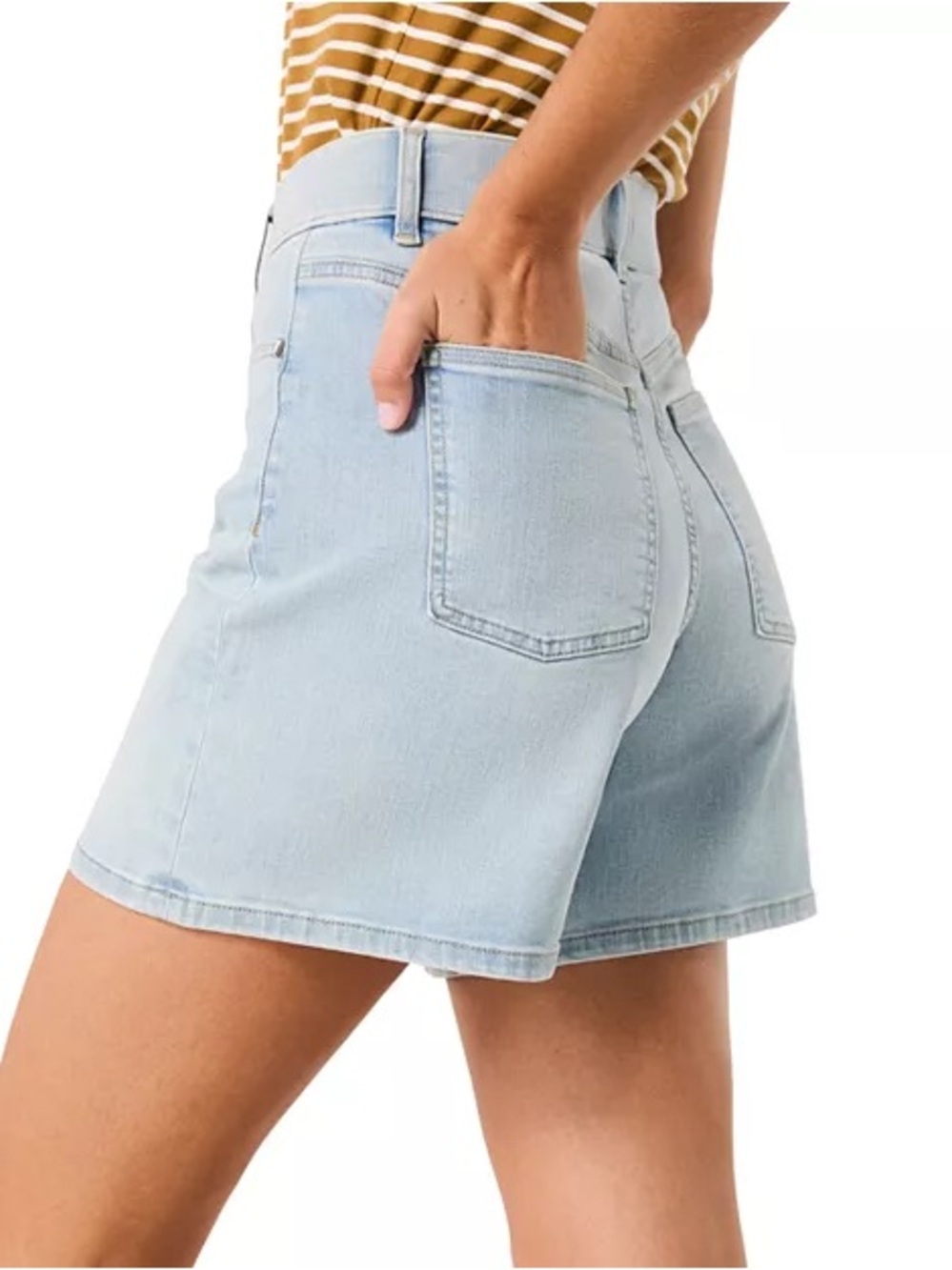 Spanx High-Waist Pull-On 7” Denim Shorts in‎ Turner Wash Small NWT - Picture 2 of 8